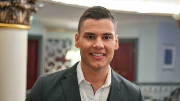 Tällaiset ovat Bachelor-komistus Christofferin taustat: bisnes rullaa ja rahaa tulee! Christoffer 'Toffe' Forsman on Suomen Bachelor 2019.