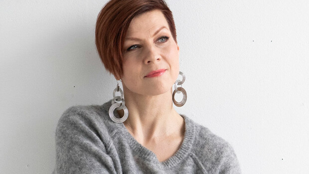Heidi Kyrö joutui lapsena rankan ja pitkäkestoisen kiusaamisen kohteeksi: ”Minua tönittiin, syrjittiin ja päätäni uitettiin vessanpöntössä” Heidi Kyrö