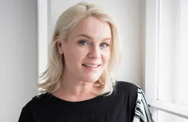 Jonna Geagea avoimena avioliitostaan – antaa tärkeän ohjeen kaikille pariskunnille: Ihmiset luovuttavat nykyään liian nopeasti!