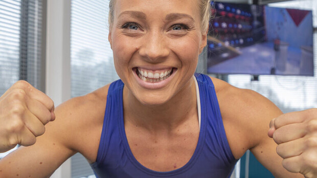 Ero! Gladiaattorit-kaunotar Oona Tolppasen parisuhde personal traineriin päättyi: Emme ole enää yhdessä! Oona Tolppanen on hurjassa kunnossa ja valmiina kisaan!