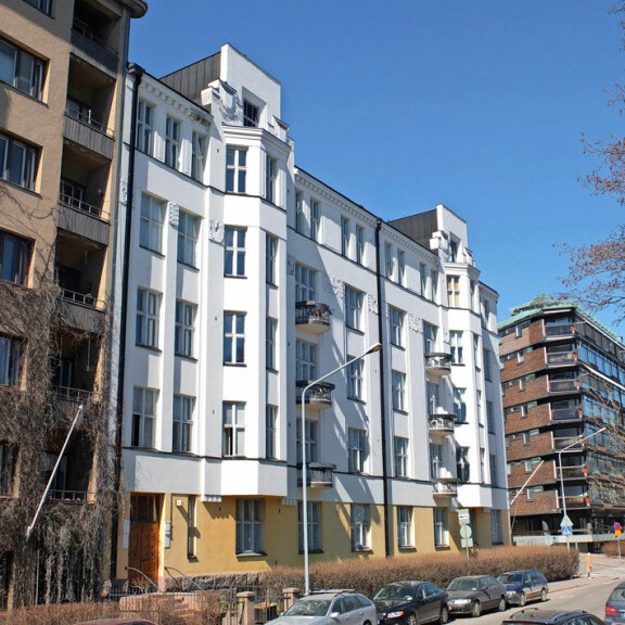 Forssellien huikaiseva miljonaalukaali sijaitsee Helsingin arvoalueella aivan Kaivopuiston kupeessa. Forssellien huikaiseva miljonaalukaali sijaitsee Helsingin arvoalueella aivan Kaivopuiston kupeessa.