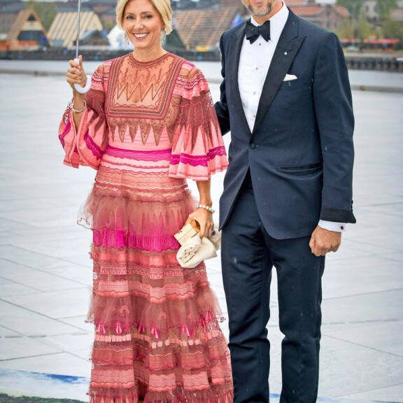 Maria-Olympia on Kreikan kruununprinssi Pavloksen ja kruununprinsessa Marie-Chantalin esikoinen. Heillä on lisäksi viisi poikaa. Maria-Olympia on Kreikan kruununprinssi Pavloksen ja kruununprinsessa Marie-Chantalin esikoinen. Heillä on lisäksi viisi poikaa.