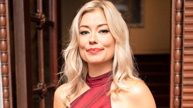 Uusi kulta paljastui: Bachelorette-Jennyllä on komea raakasuklaarakastaja! Jenny Heleniuksella on raakasuklaarakastaja.