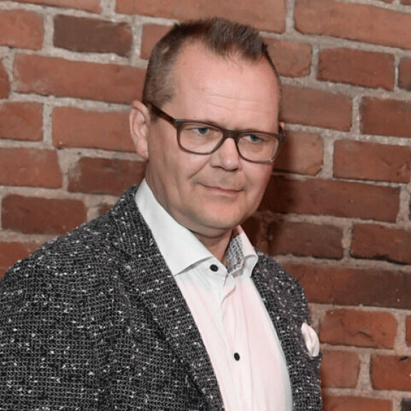 Kari Hotakainen kertoo 'tinailleensa liian aikaisin.' Kari Hotakainen kertoo 'tinailleensa liian aikaisin.'