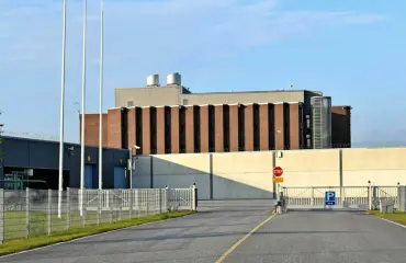 Saramäen vangeilta löytyy kiljua kuukausittain – raaka-aineena ruisleipä ja vesi!