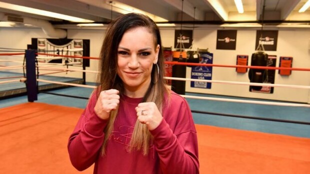 Nyrkkeilijätähti Eva Wahlström saa oman tv-sarjan! Normaalisti pääsy vain sisäpiirillä: 'Puolia, joita ei ole julkisuudessa nähty' - katso raju video! Eva Wahlström