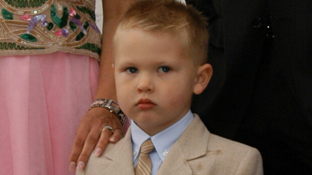 Mika ja Erja Häkkisen Hugo-poika täytti 18 vuotta: aivan äitinsä näköinen – kuva! Hugo Häkkinen