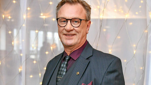 Salkkarit-konkari Esko Kovero kaipaa legendaarista hahmoa: He olivat hyvä parivaljakko! Esko Kovero näyttelee Ismo Laitelaa.