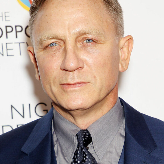 Vuoden seksikkäin mies halutaan uudeksi James Bondiksi – ”Kasvattaa egoa!” Daniel Craig
