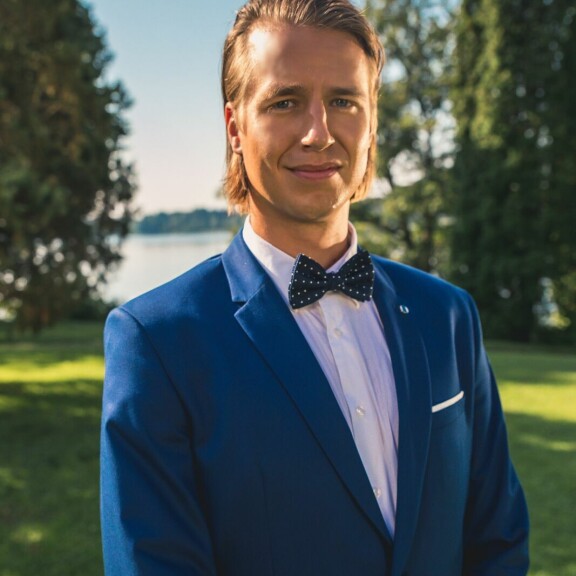 Sympaattinen Joensuun mies Joona yritti aivan kaikkensa, mutta se ei lopulta Jennylle riittänyt. Sympaattinen Joensuun mies Joona yritti aivan kaikkensa, mutta se ei lopulta Jennylle riittänyt.