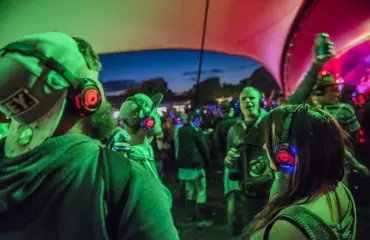 Äänetön disko liian äänekäs Edinburghin kaupunginvaltuustolle - formaatti rantautumassa myös Suomeen!