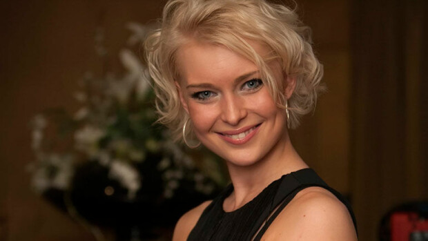 TTK-Kaunotar Kia Lehmuskoski erosi Hunks-rakkaasta – uusi jalkapalloilijamies odotti kotona! Kia Lehmuskoski kiiruhti uuden miehen luo.