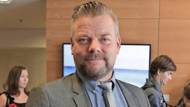 Huumekohun ryvettämällä Jari Sillanpäällä keikkakalenteri tyhjänä – ”Alalla pelätään yhä” Jari Sillanpään keikkakalenteri tyhjeni kohujen seurauksena.