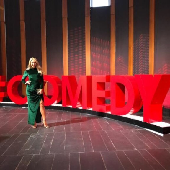 Oho! Venäläinen superstara iski silmänsä Alina Voronkovaan kesken tv-sarjan kuvausten: Annoin hänelle pakit! Alina