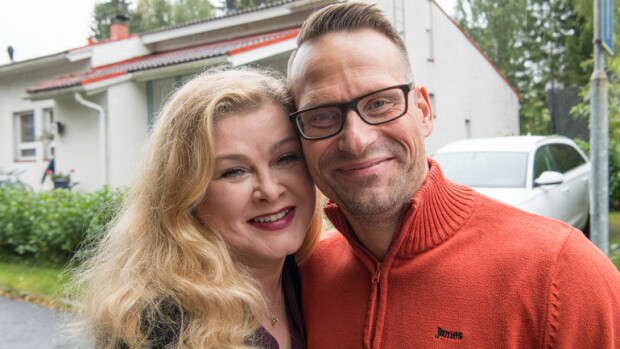 Eronneen Tarja Smuran välit ex-mieheen lämpenivät: Yhteinen laivamatka! Tarja Smuran ja Markuksen välit ovat lämmenneet.