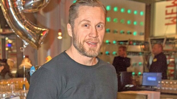 Gladiaattorit-Hanneksen fitness-rakas pettyi ensimmäiseen kisasijoitukseensa – näin tyrmäävä vartalo ei riittänyt tuomareille! hannes hyvönen