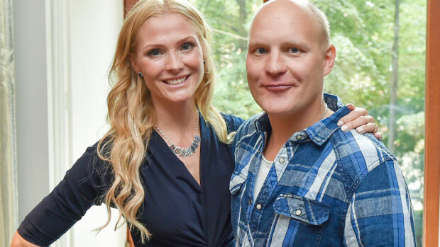 IL: Riina-Maija Palanderin yllätyspäätös – muuttaa takaisin Suomeen: luopui jo perheen Espanjan-kodista! Riina-Maija ja Kalle Palander