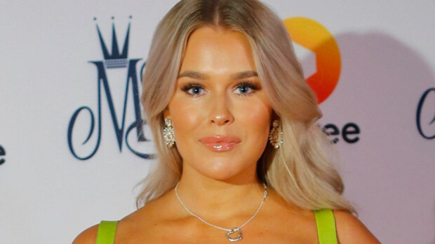 No nyt on uhkeaa: Sara Siepin kaula-aukko loksautti leuat Miss Suomi -finaalissa – kuva! Sara Sieppi
