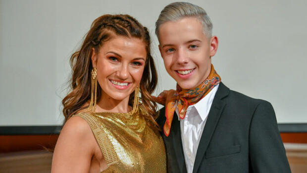 Näin Tuure Boeliuksen ja Ansku Bergströmin 16 vuoden ikäero vaikuttaa Tanssii tähtien kanssa -kisassa: ”Joudun välillä koulimaan!” Tuure sulatti Anskun kanssa katsojien sydämet tanssiparketilla.