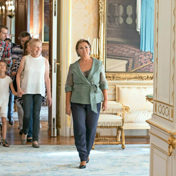 Oho! Luxemburgin suurherttuapari avasi kotinsa ovet taviksille – kuva! Luxemburgin suurherttuatar Maria Teresa
