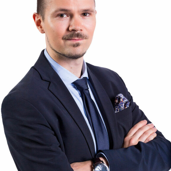 Seiska selvitti Diili-kilpailijoiden taustat: Melissa on opiskellut näyttelijäksi, Janne rentoutuu dj-keikoilla - kuvat! Janne Hintsala
