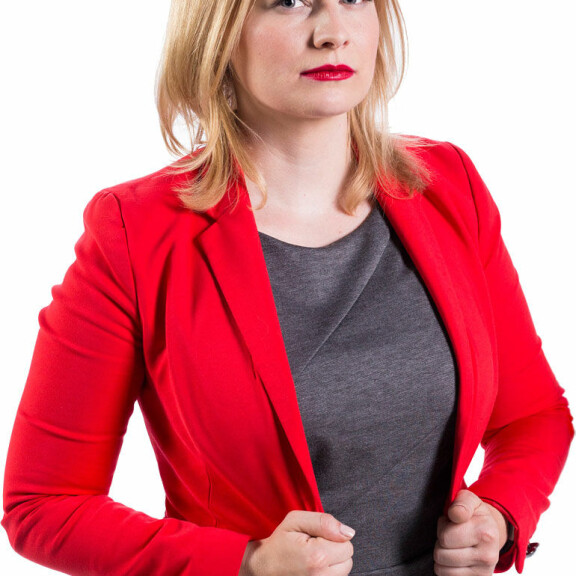 Seiska selvitti Diili-kilpailijoiden taustat: Melissa on opiskellut näyttelijäksi, Janne rentoutuu dj-keikoilla - kuvat! Helena Kastikainen
