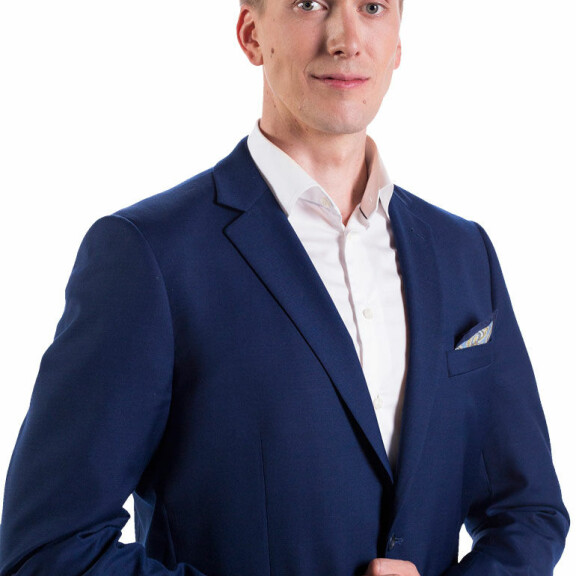 Seiska selvitti Diili-kilpailijoiden taustat: Melissa on opiskellut näyttelijäksi, Janne rentoutuu dj-keikoilla - kuvat! Theo Manninen