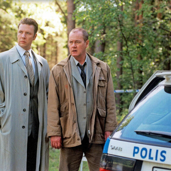 Mikael ehti näytellä yli 30 Beck-trillerissä. Pohjoismaiden lisäksi sarja saavutti suuren suosion Saksassa. Mikael ehti näytellä yli 30 Beck-trillerissä. Pohjoismaiden lisäksi sarja saavutti suuren suosion Saksassa.