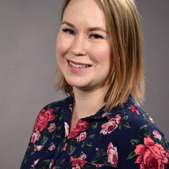 Tässä ovat uudet Ensitreffit alttarilla -sinkut: Heikki, 35, asuu askeettisessa pienessä yksiössä! sini