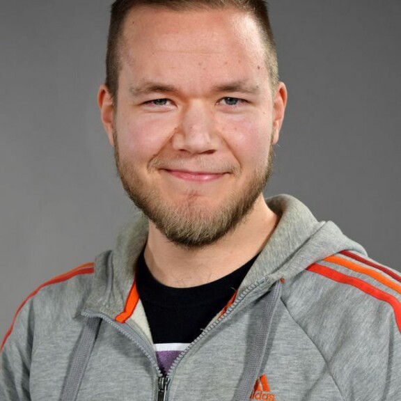 Tässä ovat uudet Ensitreffit alttarilla -sinkut: Heikki, 35, asuu askeettisessa pienessä yksiössä! vesa