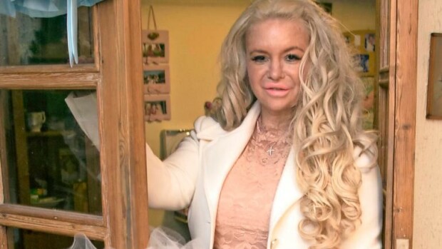 Johanna Tukiainen kauppaa Facebookissa koiriaan - 'Muutan ulkomaille!' Johanna Tukiainen