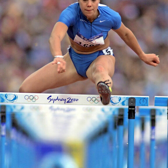 100 metrin aitajuoksun kotimaisiin kärkinimiin kuulunut Manuela Bosco edusti Suomea Sydneyn olympialaisissa vuonna 2000. Hän lopetti juoksijauransa 2006. 100 metrin aitajuoksun kotimaisiin kärkinimiin kuulunut Manuela Bosco edusti Suomea Sydneyn olympialaisissa vuonna 2000. Hän lopetti juoksijauransa 2006.