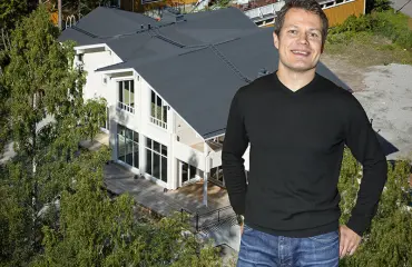 Sami Kapanen myy luksuslukaalinsa 1,5 miljoonalla: kurkkaa yli 600 neliön hirsilinnaan -  keittiö isompi kuin tavallinen yksiö! 