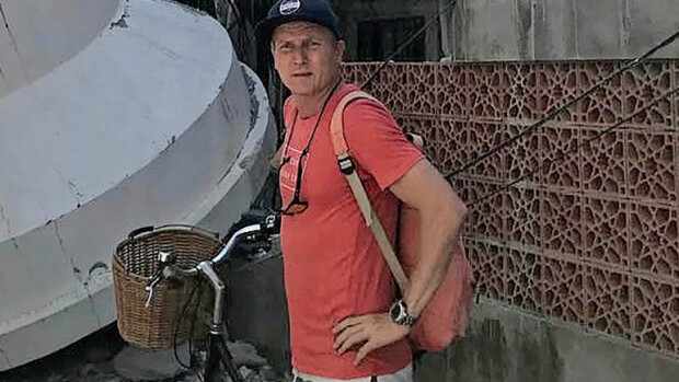 Suomalaisen Teron työkaveri kuoli Indonesian maanjäristyksessä: Betoniseinä sortui päälle! Tero Kempas pelastui maanjäristyksestä.