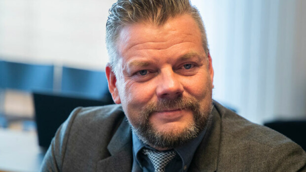 Jari Sillanpään ja huumediileriksi syytetyn fetissimiehen viestinvaihto julki - pyysi metamfetamiinia hyvin pian ensimmäisen kärynsä jälkeen! 'Mul juu vähän mylläkkää' Jari Sillanpää