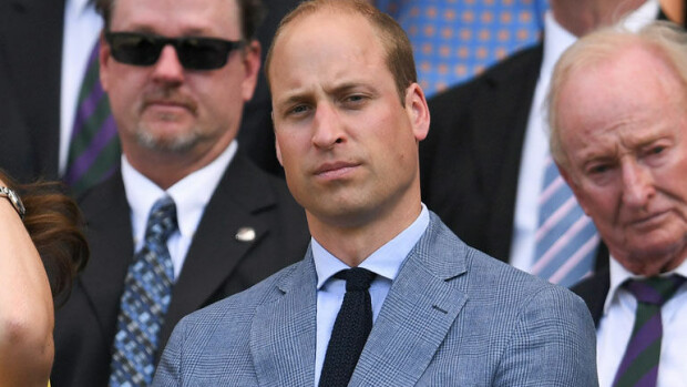 Hämmästyttävä yhdennäköisyys! Prinssi Williamin esikoispoika George on kuin ilmetty isänsä – kuva! Prinssi William oli pienenä George-poikansa näköinen.