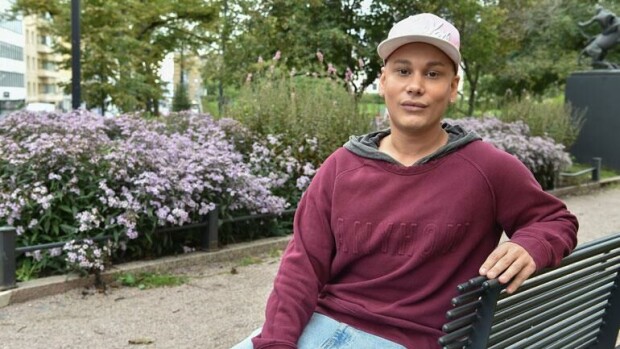 Kahteen vähemmistöön kuuluva tosi-tv-tähti Joni Virtanen ehdolla vuoden homoksi: Haluan puhua asioista, joista romaniyhteisössä vaietaan! Joni virtanen
