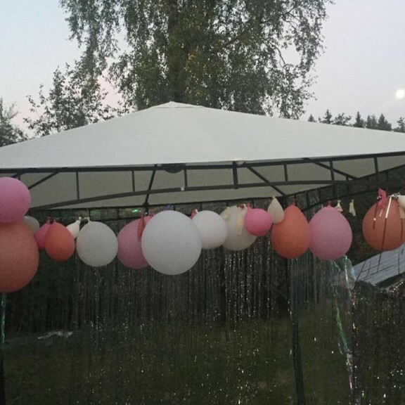 Julkkikset juhlivat villisti Pipsa Hurmerinnan nelikymppisillä: 'Tanssia auringonnousuun asti' - katso kuvat! Pipsa 40