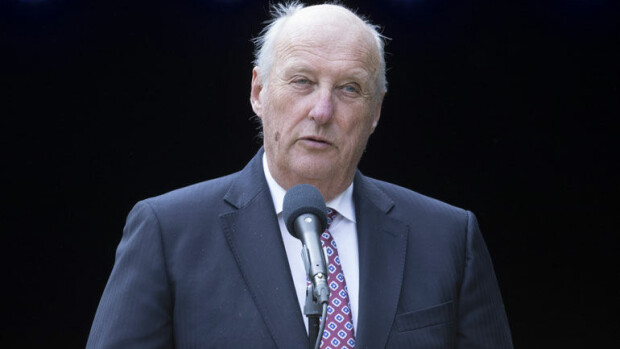 Norjan kuningas Harald nappasi mitalin MM-kisoissa! Kuvat! Kuningas Harald purjehti kolmanneksi.