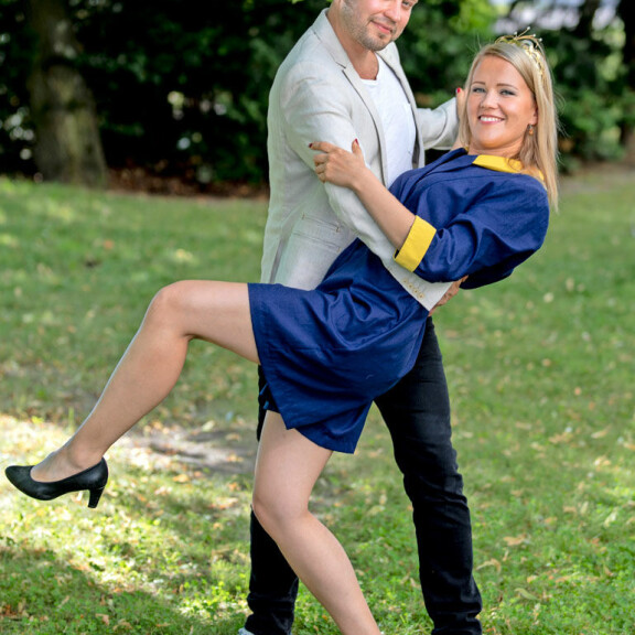 Uudet tangokuninkaalliset räväyttivät: Jarno Kokko ja Saana Sassali intoutuivat villiin tanssiin ja lauluun - katso hauska video! Tangotaivutus