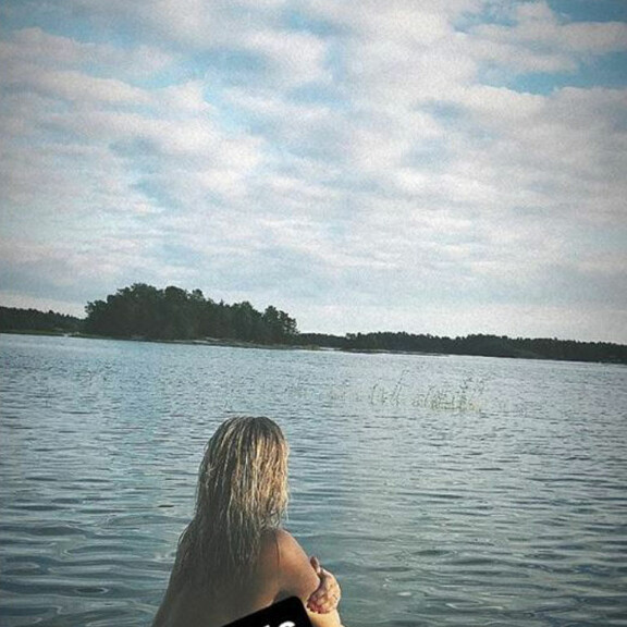Krista Siegfridsin bikinikroppa äimistyttää: julkaisi hekumallisia lomakuvia 'maanpäällisestä taivaasta' - katso! Krista Siegfrids