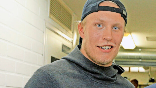 NHL-tähti Patrik Laine osti 1,5 miljoonan euron ökykämpän - asumiskuviot uusiksi! Patrik Laine pisti asumiskuviot uusiksi.