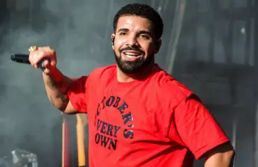 Draken penisvideo vuoti nettiin - otti kantaa konsertissaan