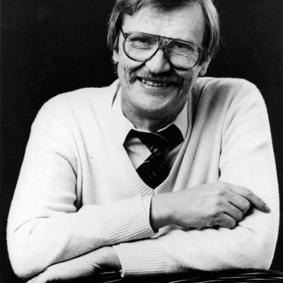 Tällaisia ovat rakastettujen muusikoiden viimeiset leposijat: Badding lepää veljensä vieressä - kuvat! Juha Vainio