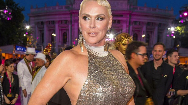 Takavuosien seksisymboli Brigitte Nielsen synnytti tyttövauvan – äidiksi 54-vuotiaana! Brigette Nielsen