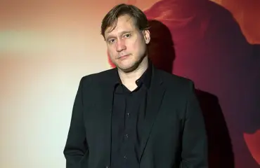 Samuli Edelmann joutui tehohoitoon kesken kuvausten! Muistatko 20 vuoden takaisen menestyselokuvan?