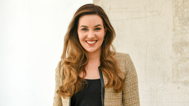 Miss Suomesta toimittaja?! Michaela Söderholm ahersi pääsykokeissa! Michaela Söderholm ahersi pääsykokeissa.