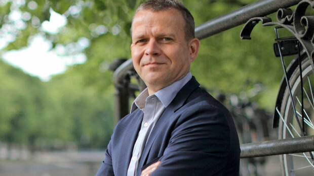 Ministeri Petteri Orpo juhli 15-vuotishääpäiväänsä: Tapasi tulevan vaimonsa yökerhossa! Petteri Orpo tapasi vaimonsa yökerhossa.