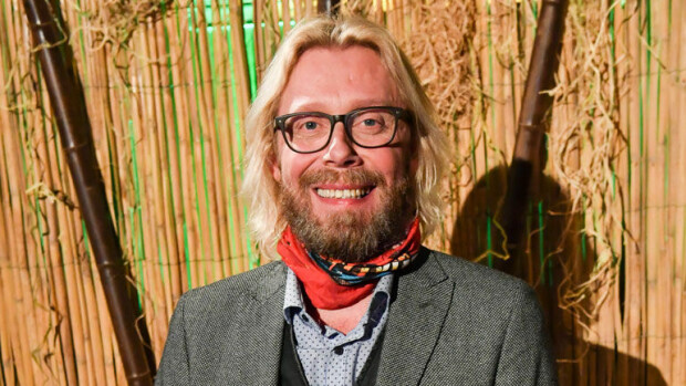 Vau, mikä rantaleijona! Selviytyjät-tähti Kimmo Vehviläinen herätti huomiota uimarannalla - kuva! Kimmo Vehviläinen rentoutui uimarannalla.