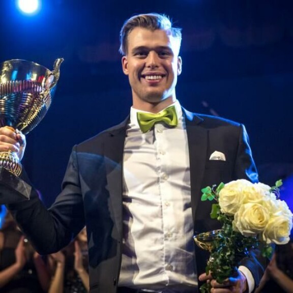 Turkulainen koneenhoitaja Aleksi Jorila kruunattiin helmikuussa Mr. Finlandiksi. Turkulainen Aleksi Jorila kruunattiin helmikuussa Mr. Finlandiksi.